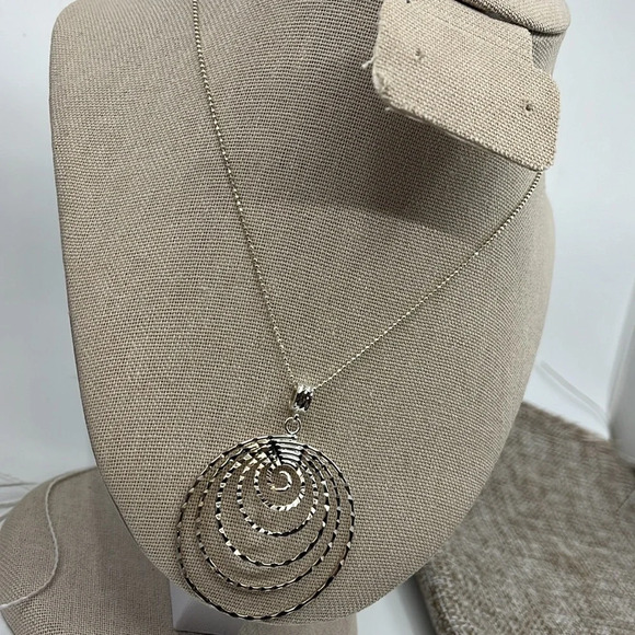 ✨Italian Elegance 925 Silver Spiral Pendant 16 - 18" Adjustable Necklace 🌀 - Picture 2 of 8